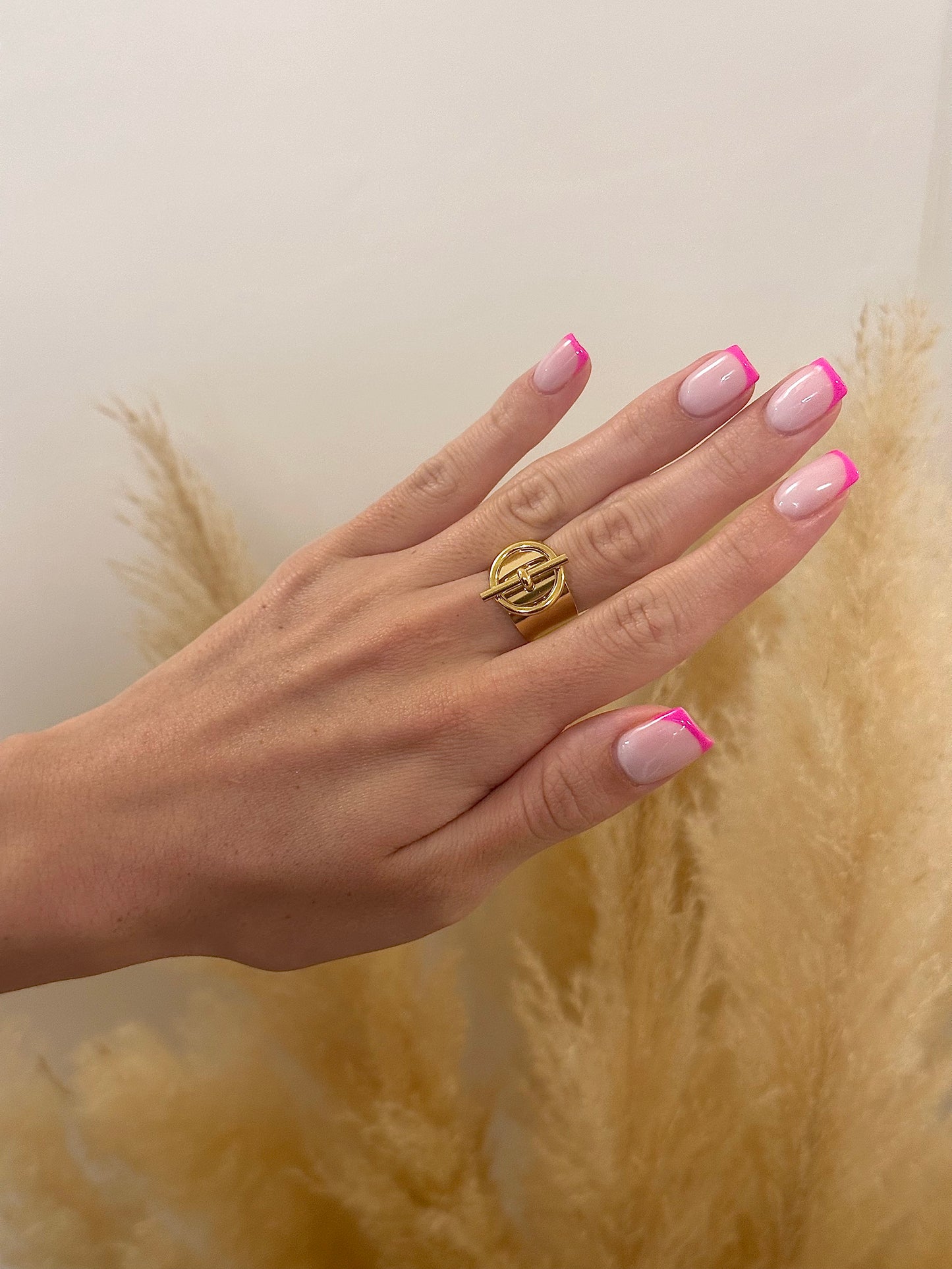 Bague nora doré