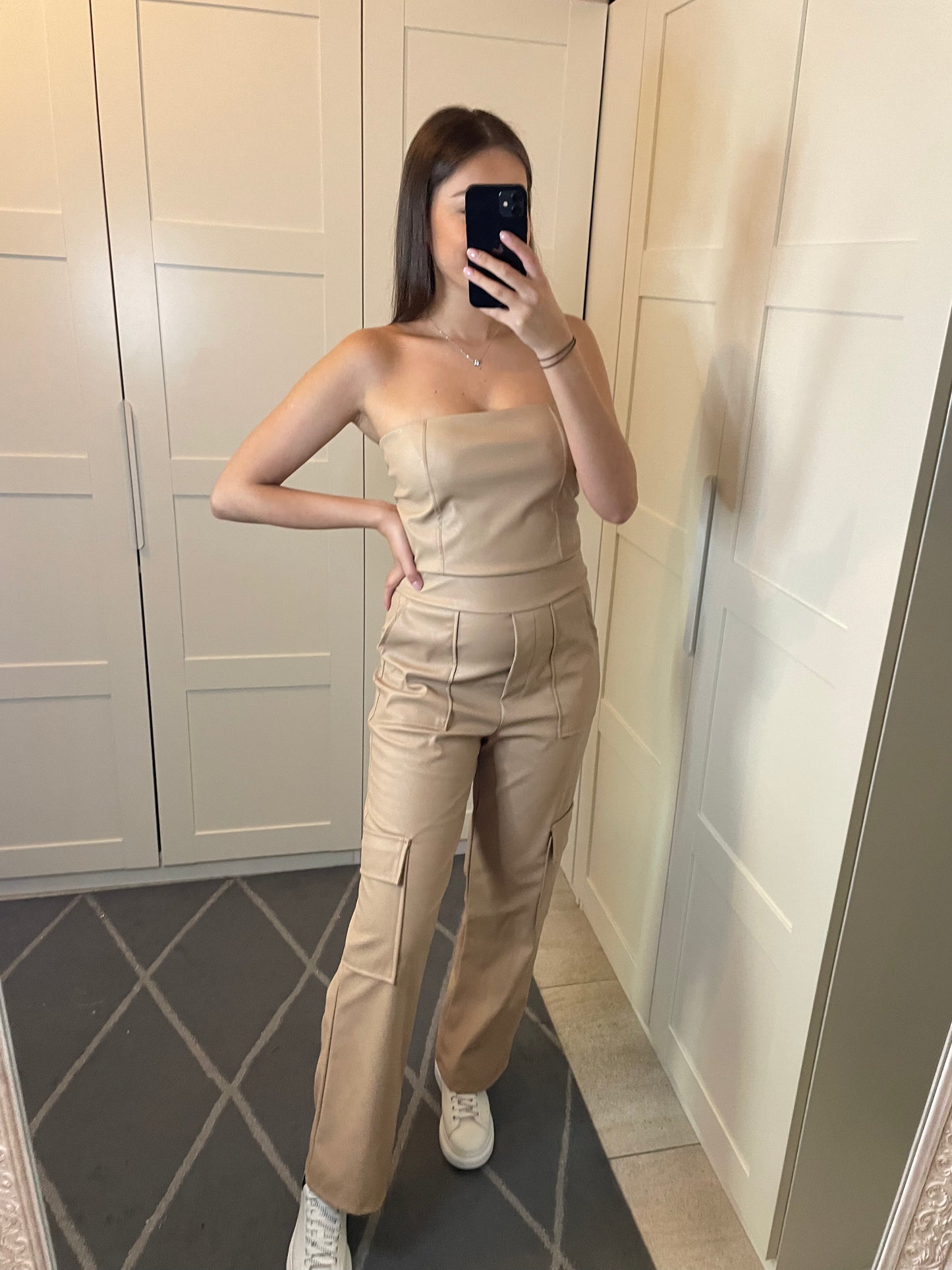 Combinaison simili beige